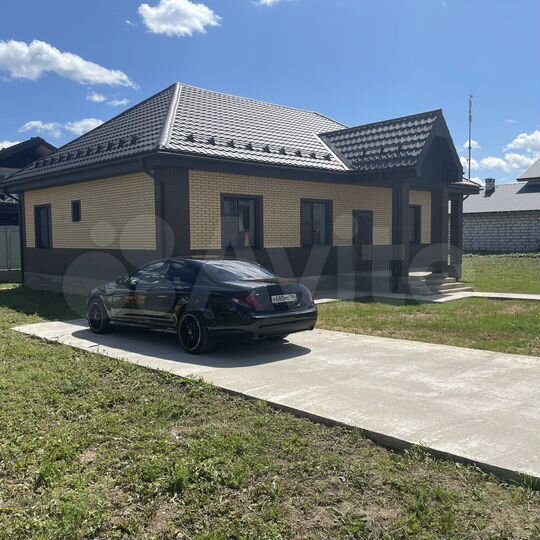 Дом 141,2 м² на участке 8 сот.