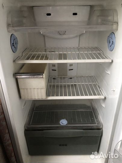 Холодильник samsung