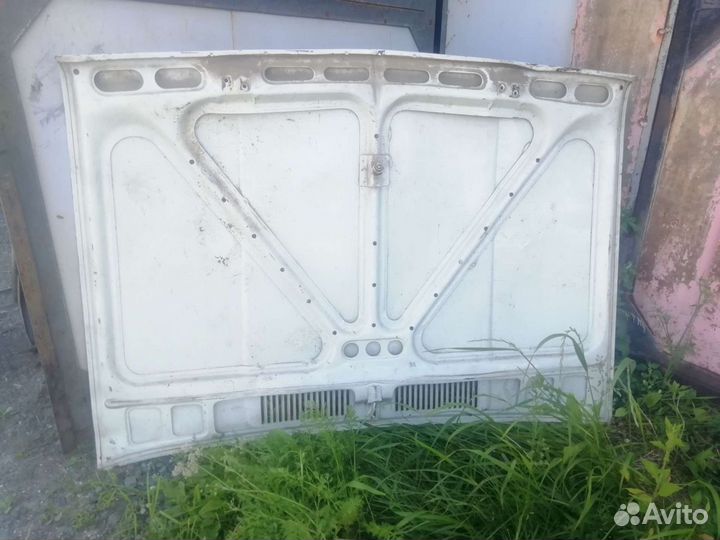 Капот классика