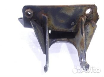 Кронштейн двигателя Джип