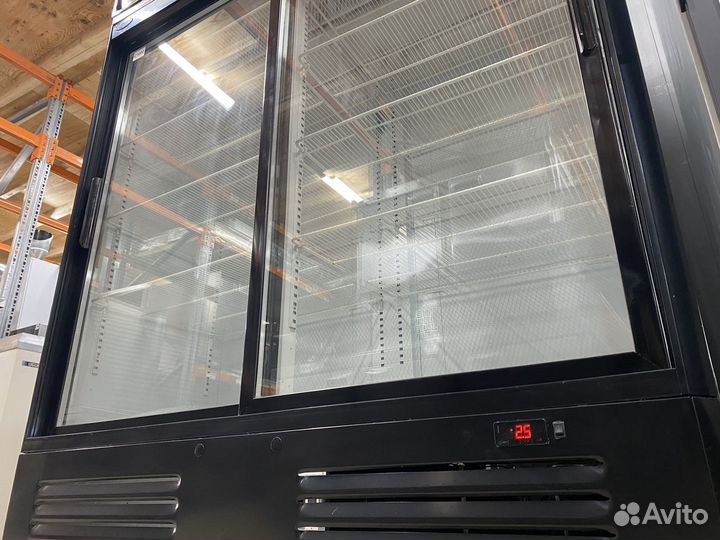 Витринный холодильник