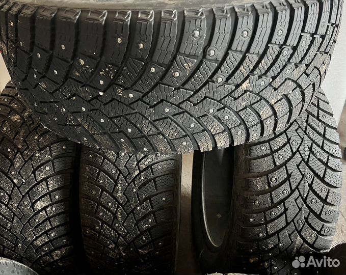 Pirelli Scorpion Ice Zero 2 235/55 R19 105H
