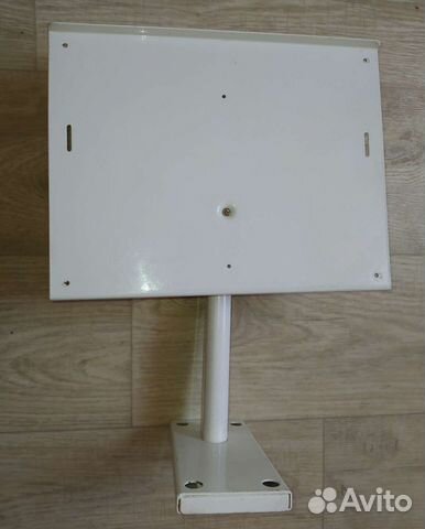 Полка настенная под телевизор или микроволновку