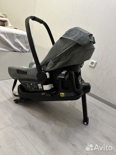 Автолюлька bugaboo с базой и перезоднеки к коляски
