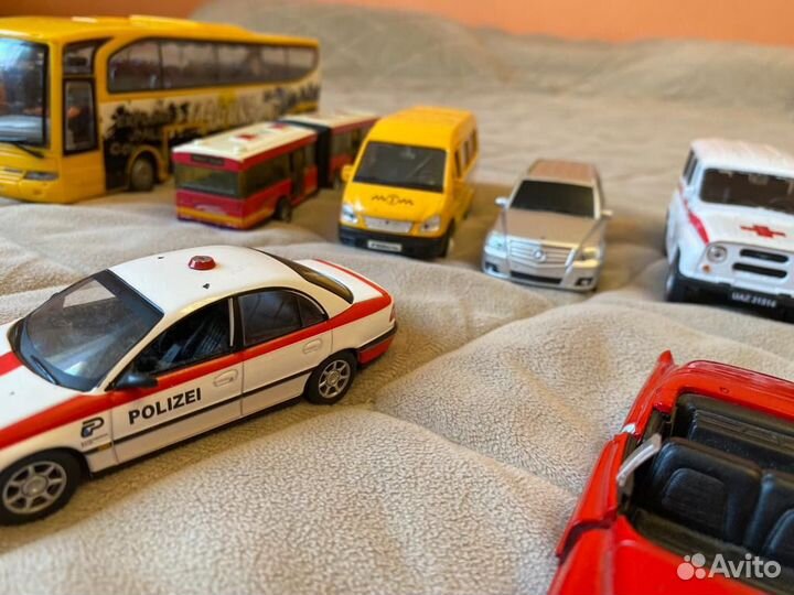 Продаю набор машинок