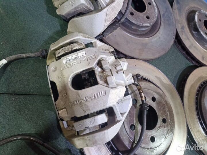 Суппорт тормозной Mercedes-Benz Ml164 164 156.980