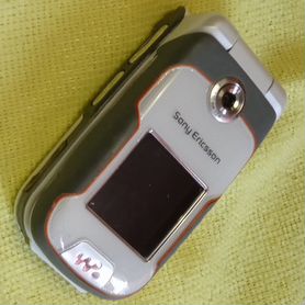 Sony Ericsson W710i