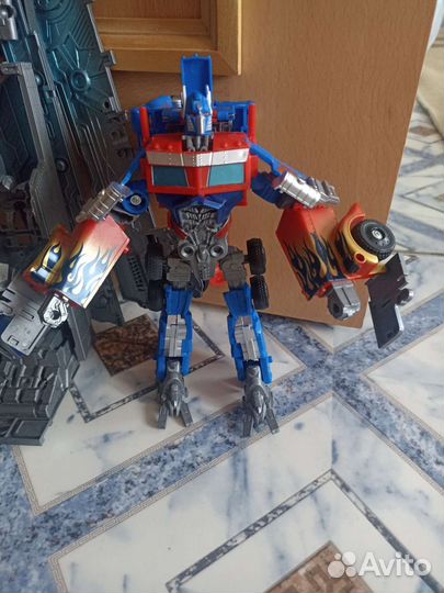 Робот трансформер