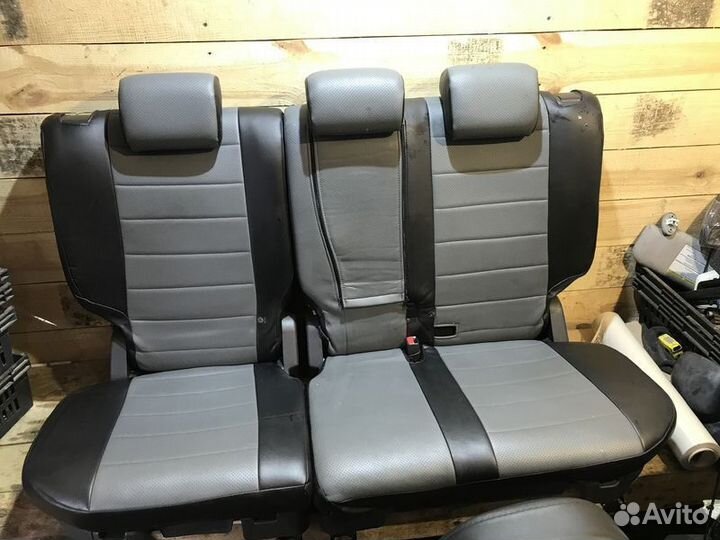 Сиденье заднее Mitsubishi Outlander