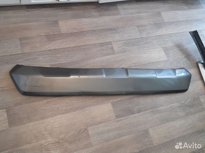 Накладка заднего бампера 52453-0R110 Toyota Rav4 с