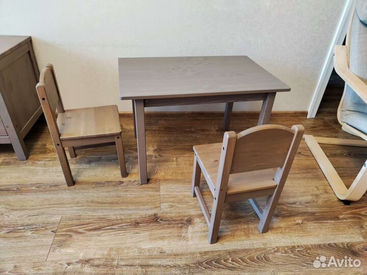 Детский стол и 2 стула IKEA Сундвик
