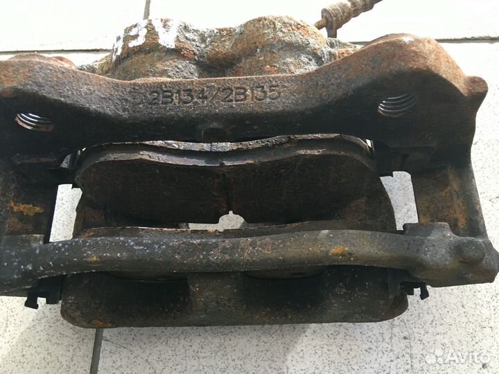 Суппорт тормозной передний R. L. Ford Transit 22г