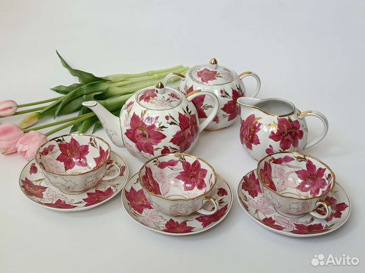 Сервиз малиновые цветы Дулёво