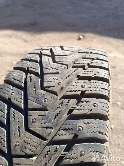 Hankook Winter i'Pike X W429A 215/60 R17 100T