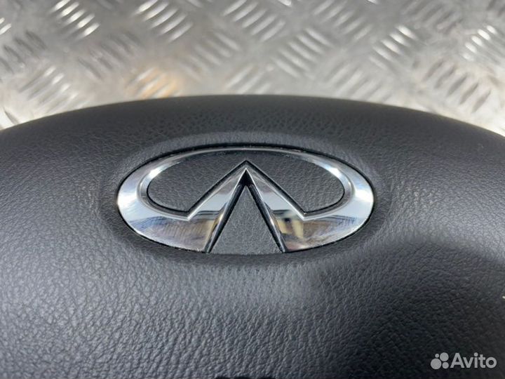 Подушка в руль Infiniti Q50 V37