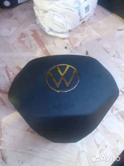 Крышка в руль airbag VW Passat с 2019г