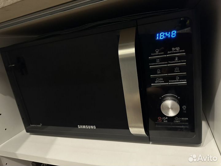 Микроволновая печь с грилем Samsung