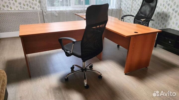 Офисная мебель бу