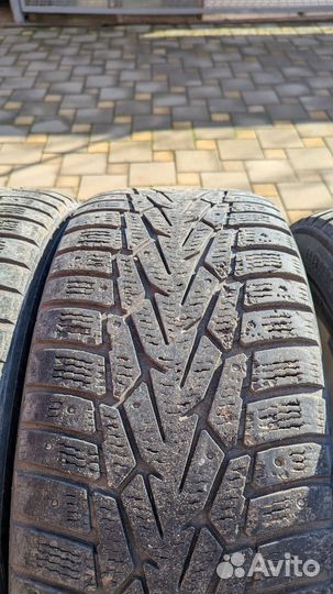 Nokian Tyres Hakkapeliitta 7 235/55 R17
