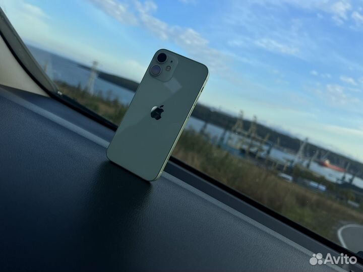 iPhone 12 mini, 64 ГБ