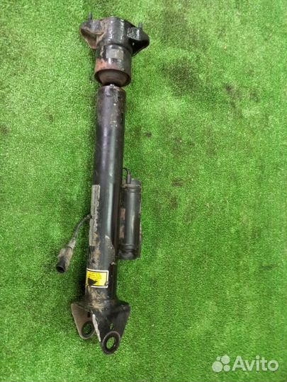 Амортизаторы задние Mercedes ML W164 2005-2011