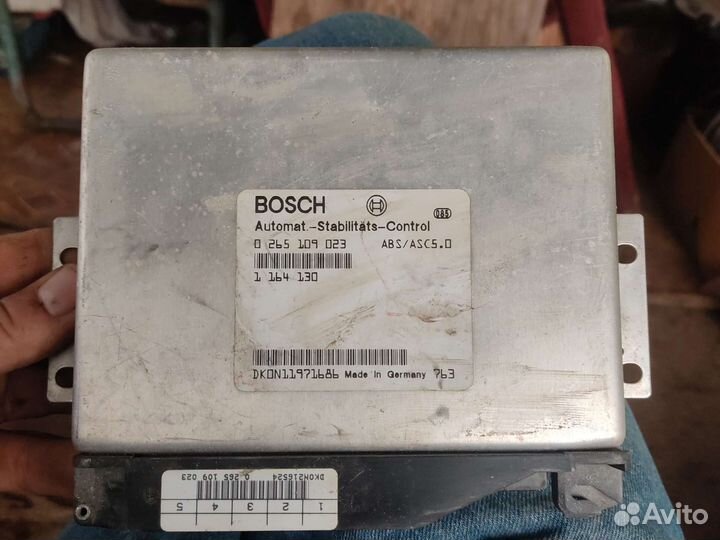 Блок управления ABS BMW 5 E39 0265109023