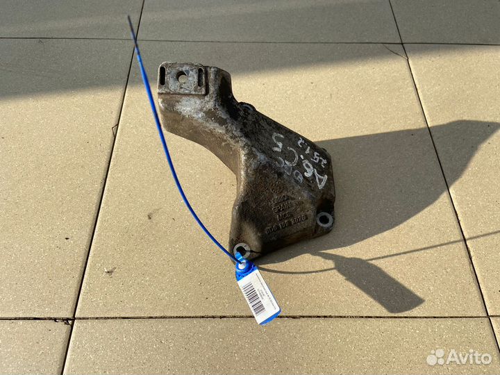 Кронштейн двигателя audi А6 С5