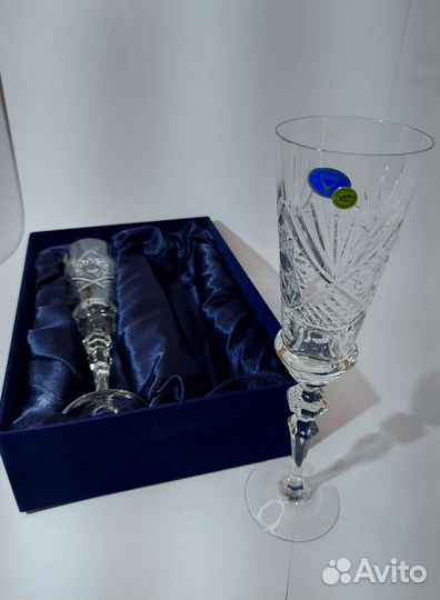 Хрустальные бокалы для шампанского