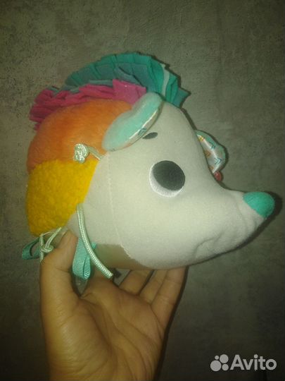 Мягкая развивпющая игрушка ёжик fisher price