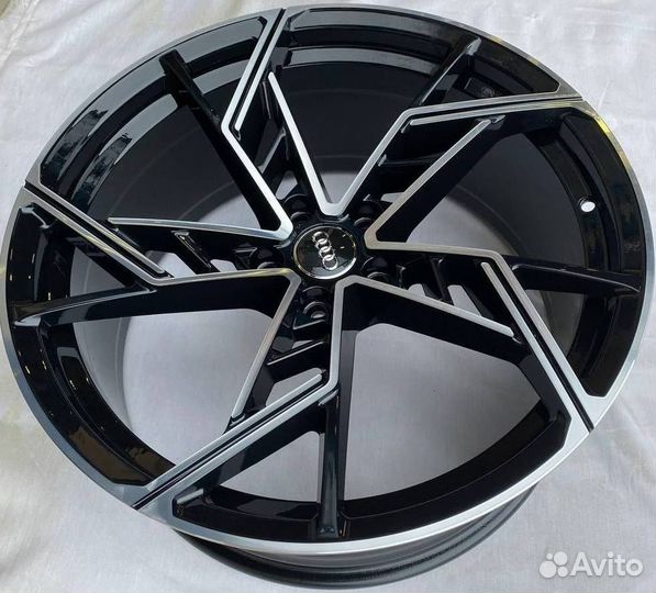 Диски R20 для Audi Q7