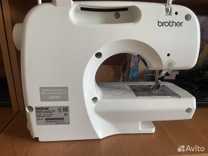 Швейная машинка brother