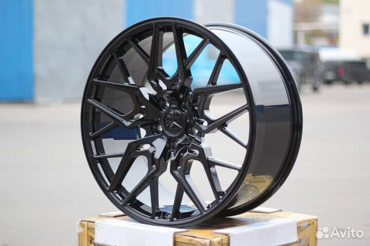 Кованые диски GT Forged R22 на Mercedes G -class