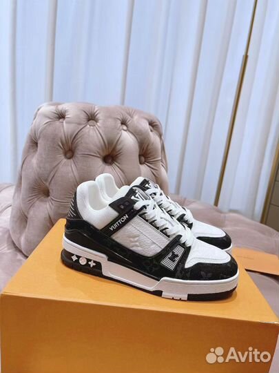 Кроссовки женские Louis Vuitton