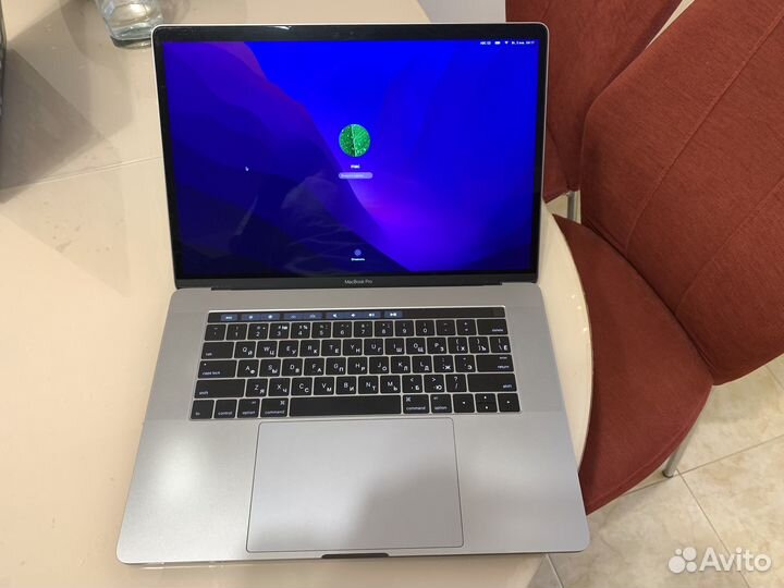 MacBook pro 15 2016 / i7 / 512gb ssd