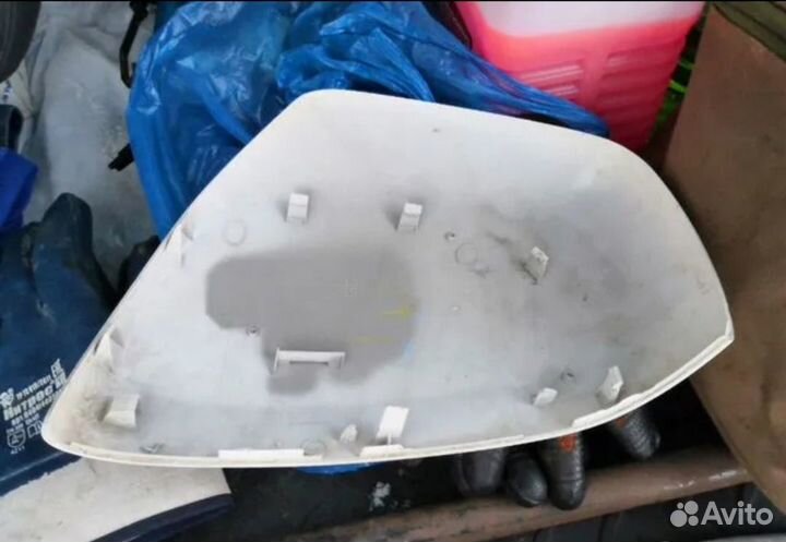 Накладка правого зеркала toyota prado 150, 2018