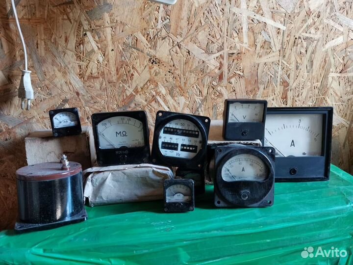 Вольтметры,амперметры,омметры, частотометры,итп