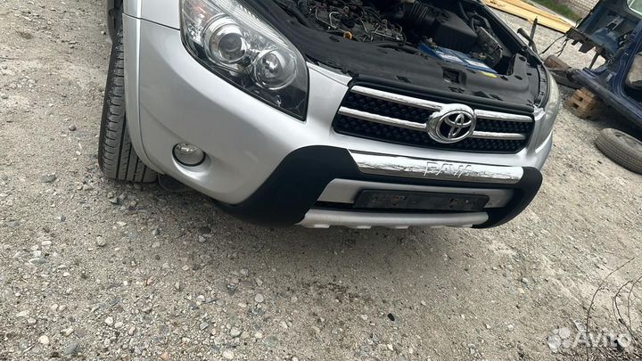 Передний бампер Toyota RAV4,30