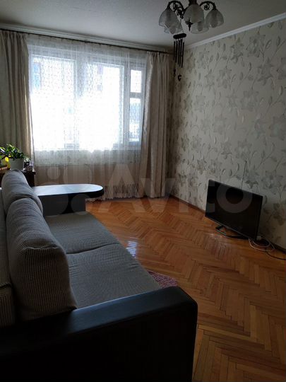 2-к. квартира, 56,6 м², 1/16 эт.