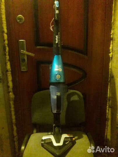 Вертикальный беспроводной пылесос tefal