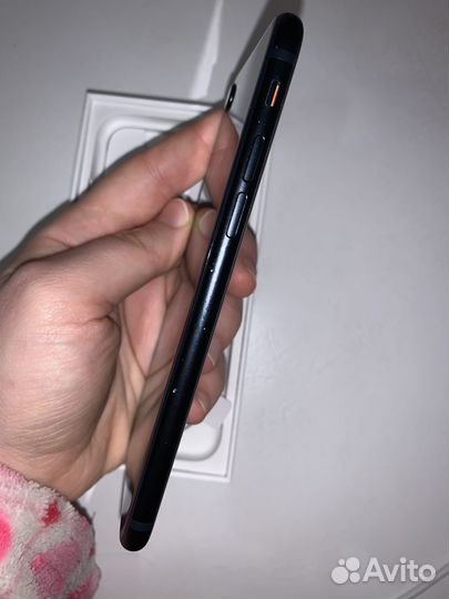 iPhone SE (2022), 128 ГБ