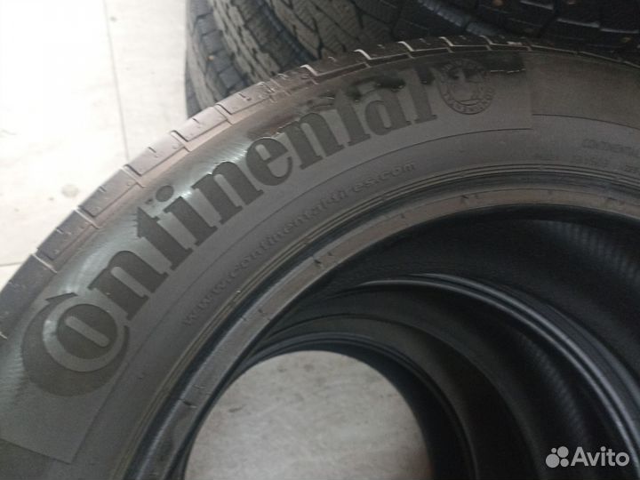 Continental ContiPremiumContact 5 215/55 R17