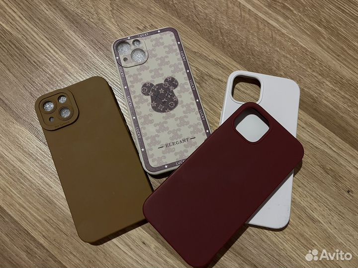 Чехол на iPhone 13