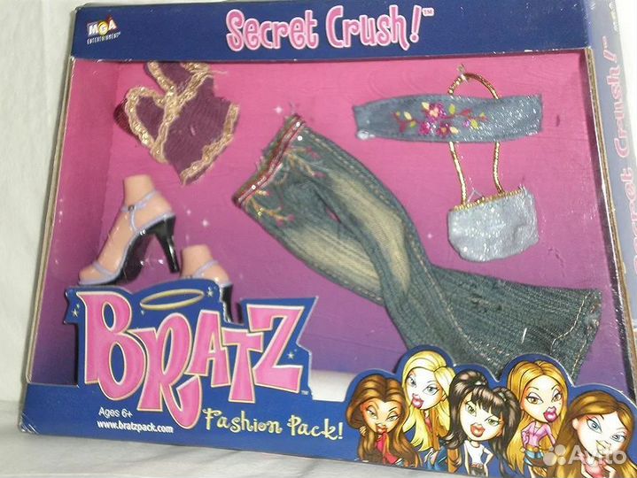 Bratz Fashion Pack комплекты одежды