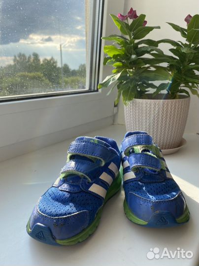 Кроссовки детские adidas
