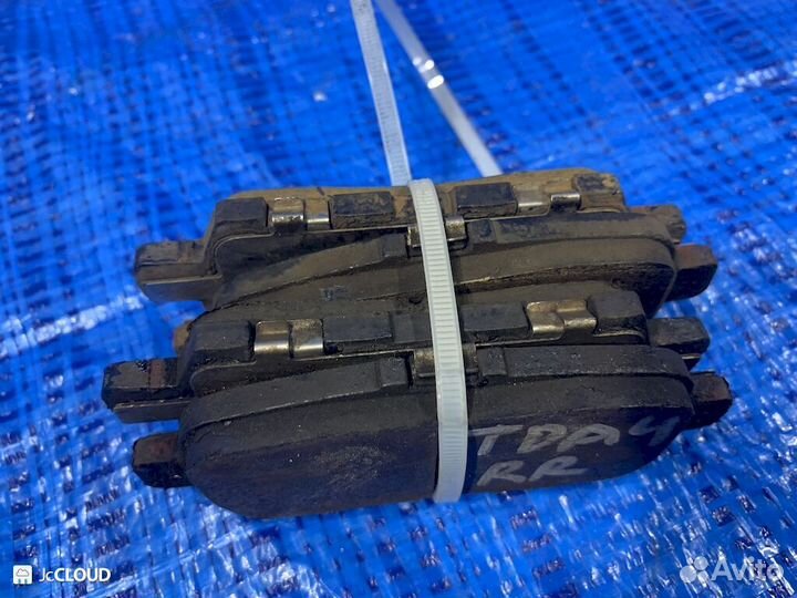 Тормозные колодки на suzuki escudo TDA4W J24B