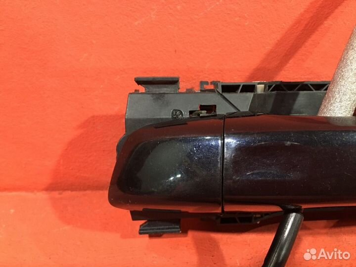 Ручка двери внешняя левая Volkswagen Touareg 2