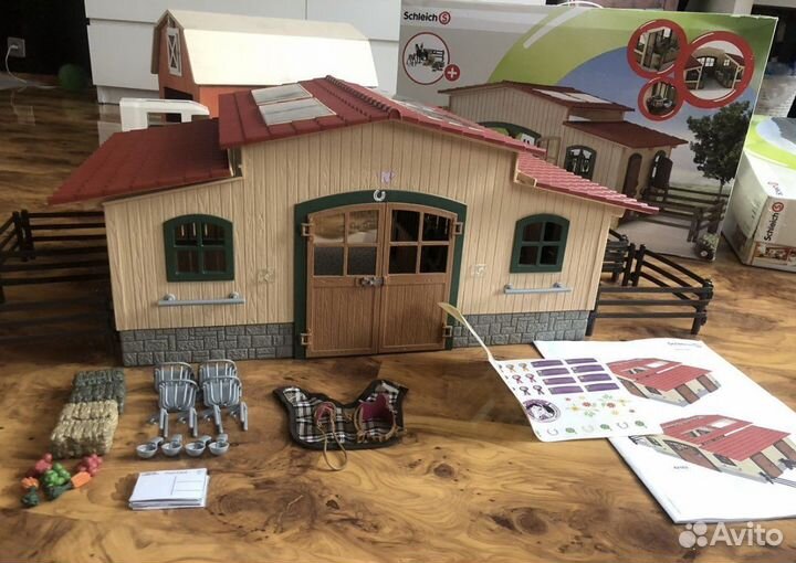 Конюшня schleich