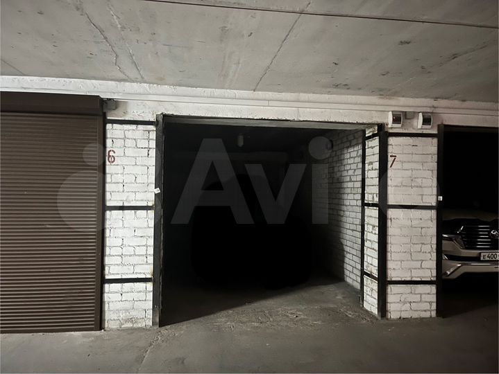 Машиноместо, 16 м²