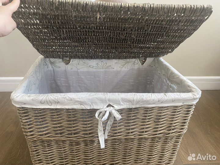 Корзина плетеная с крышкой для детских игрушек