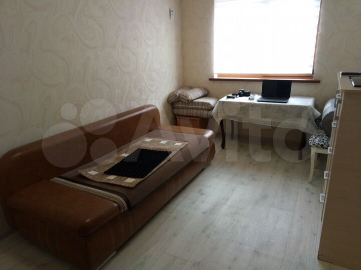 Комната 15 м² в 3-к., 1/2 эт.